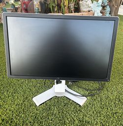 22” HDMI DELL GOES VERTICAL COMPUTER SCREEN MONITOR 47TH AVE. AND DOBBINS IN LAVEEN