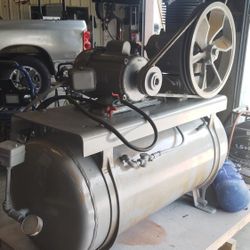 Champion RE-10-9  Industrial Air Compressor 