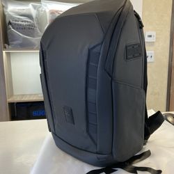 Peter McKinnon Nomatic 25L Camera Bag