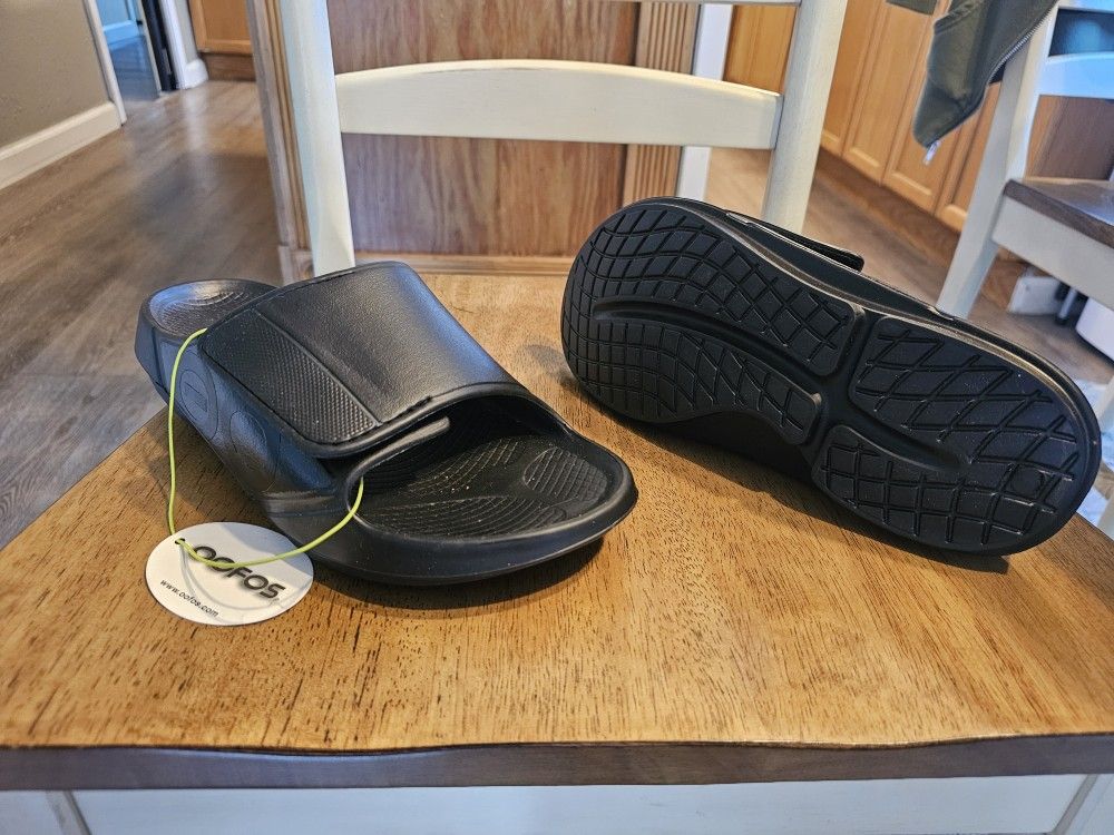 Oofos Ooahh Sports Flex Slide 10.0
