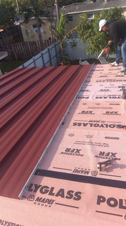 METAL ROOF - TILES