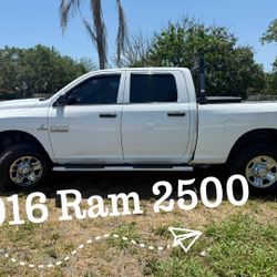 2016 RAM 2500 CREW CAB TRADESMAN