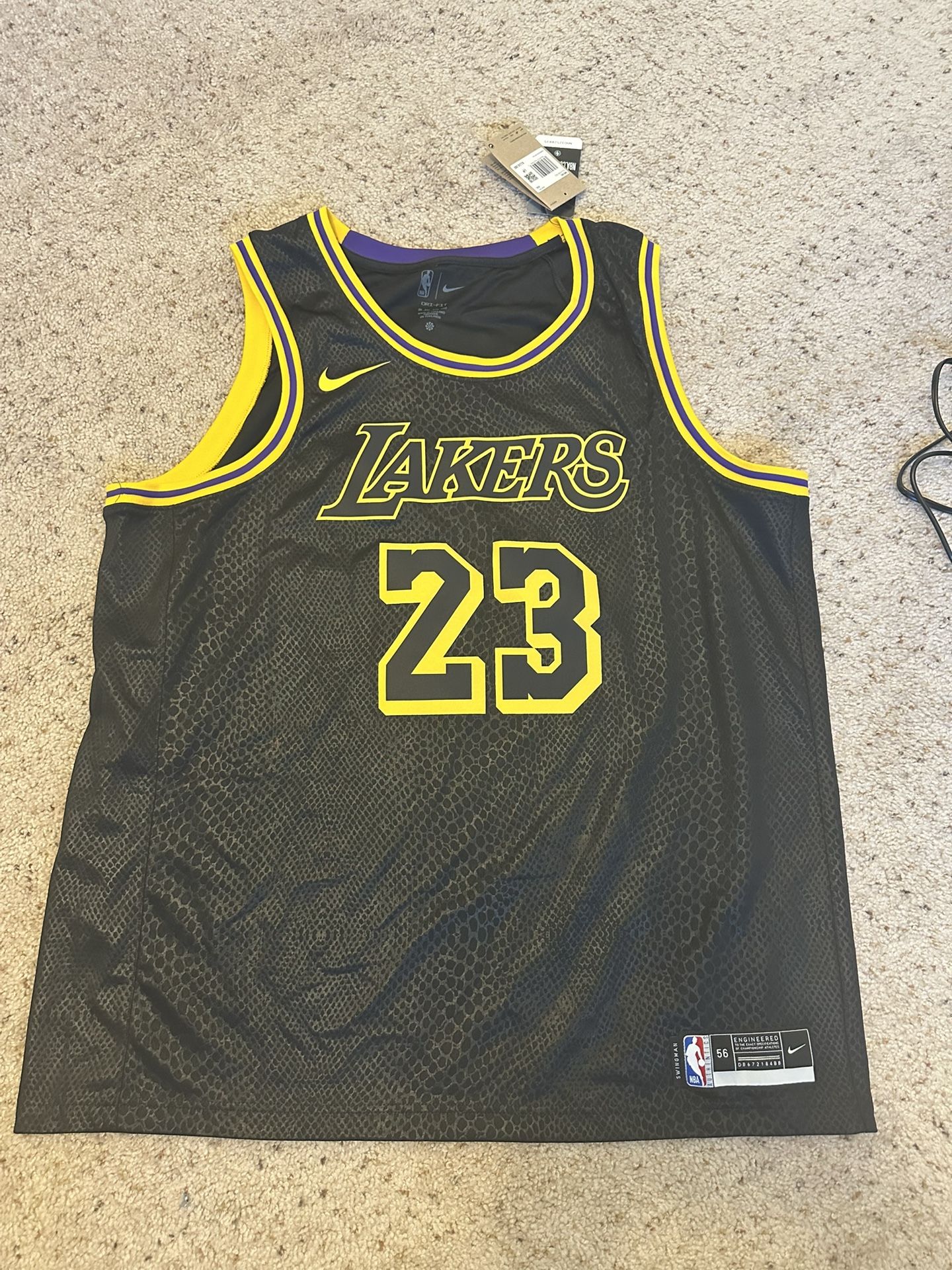 Lakers LeBron James Jersey 23 - XXL 