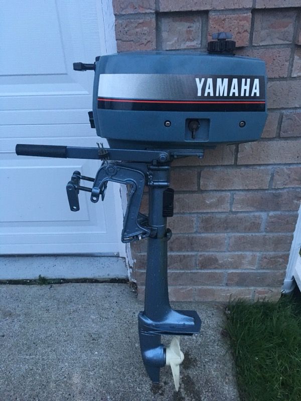 YAMAHA 2HP outboard motor 2 stroke short shaft , good running condition