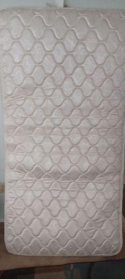 Twin mattress