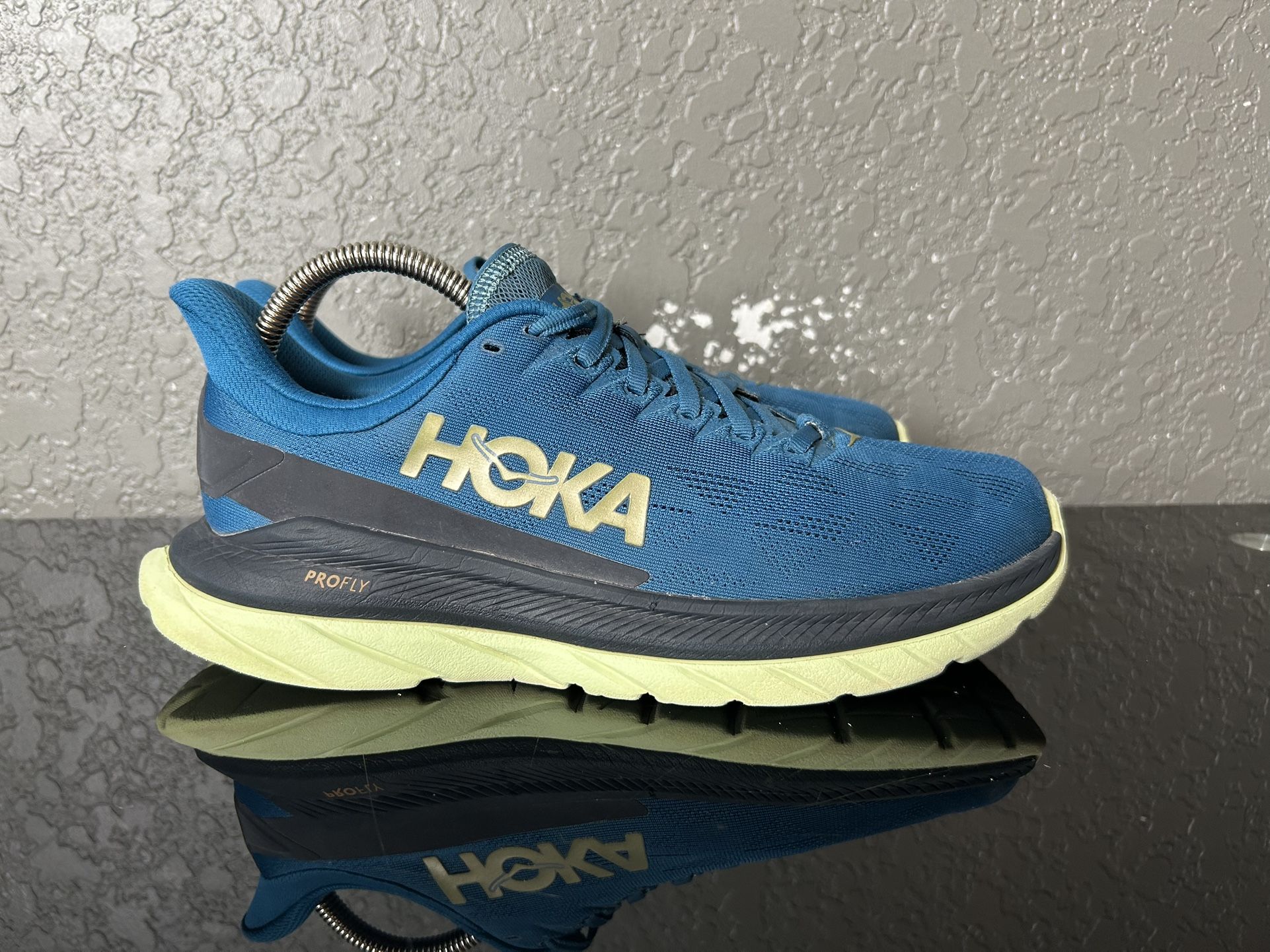 Hoka One M Mach 4 Men’s Size 8 D 1113528 BCBLC Blue Coral Black Running Shoes