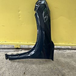 2024 TOYOTA GRAND HIGHLANDER LH FENDER OEM