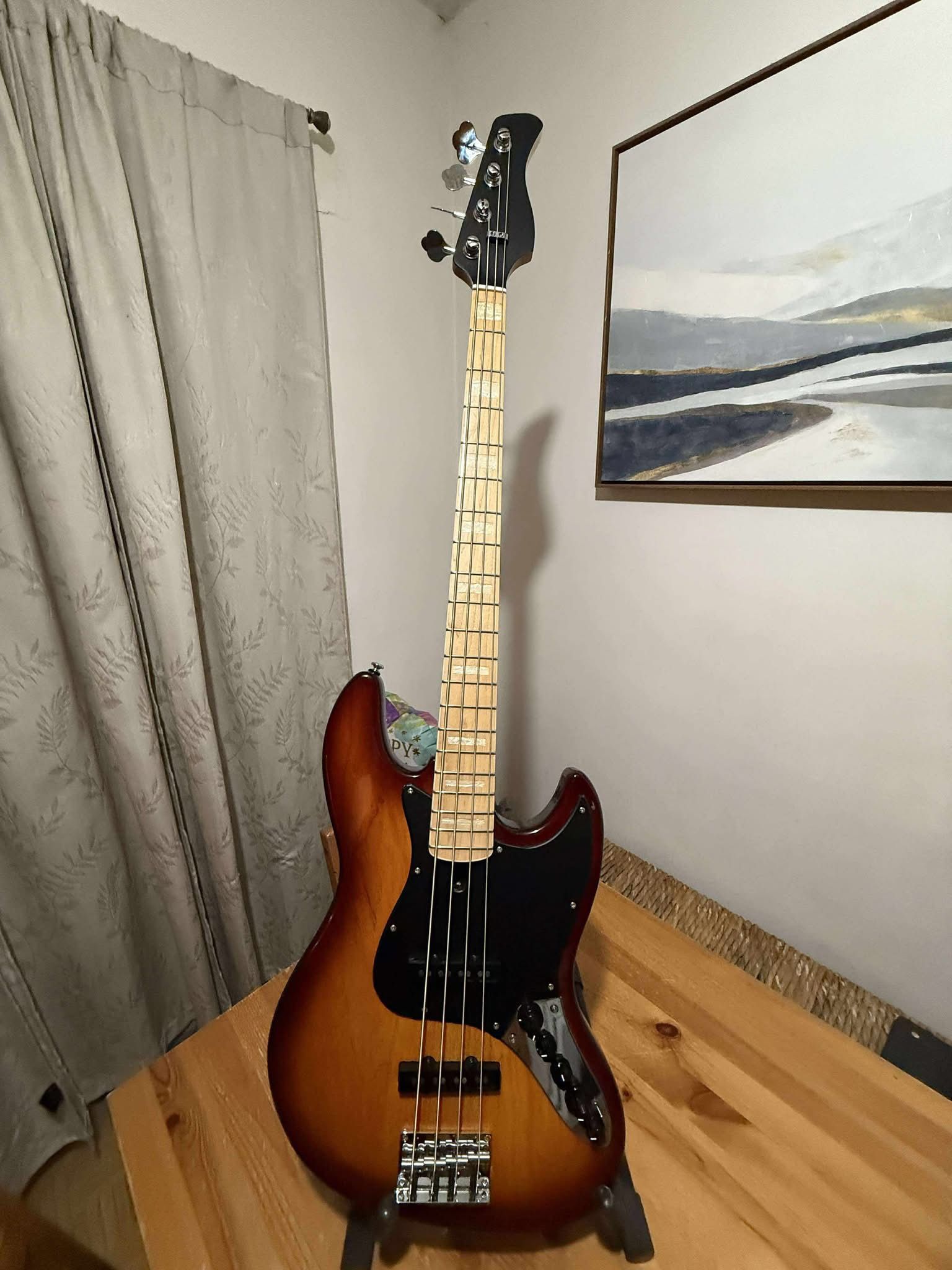 Sire v7 Jazz bass