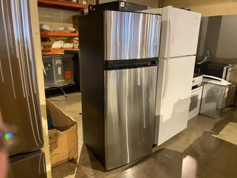 HAIER 9.8 Cu. Ft. Refrigerator in Stainless Steel Model #HA10TG20SS