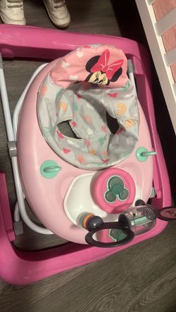Minnie Mouse Walker