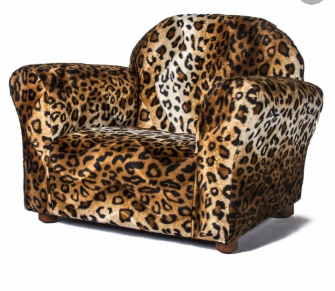 Keet Roundy Leopard Print Faux Fur Kids Chair