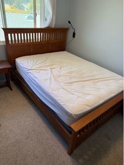 Free queen bed