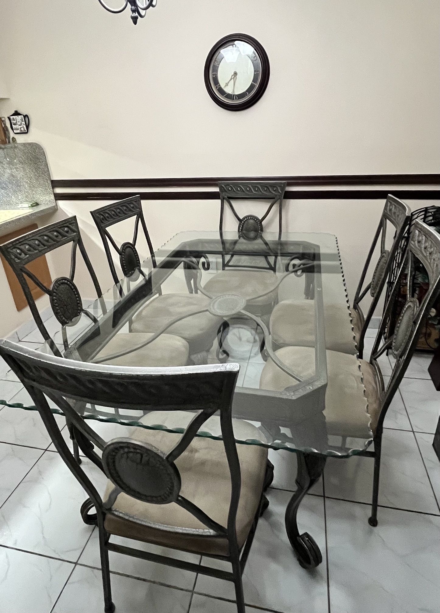 FREE Juego de Comedor/ Dining Room Set 12pcs