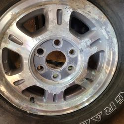 Chevy Gmc 245/75/r16