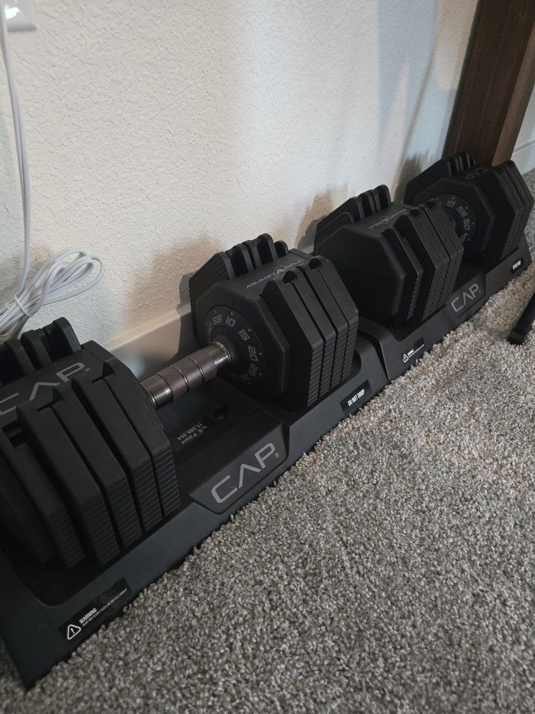CAP Barbell ADJUSTABELL Adjustable 55 lb Hex Dumbbell Weight Set