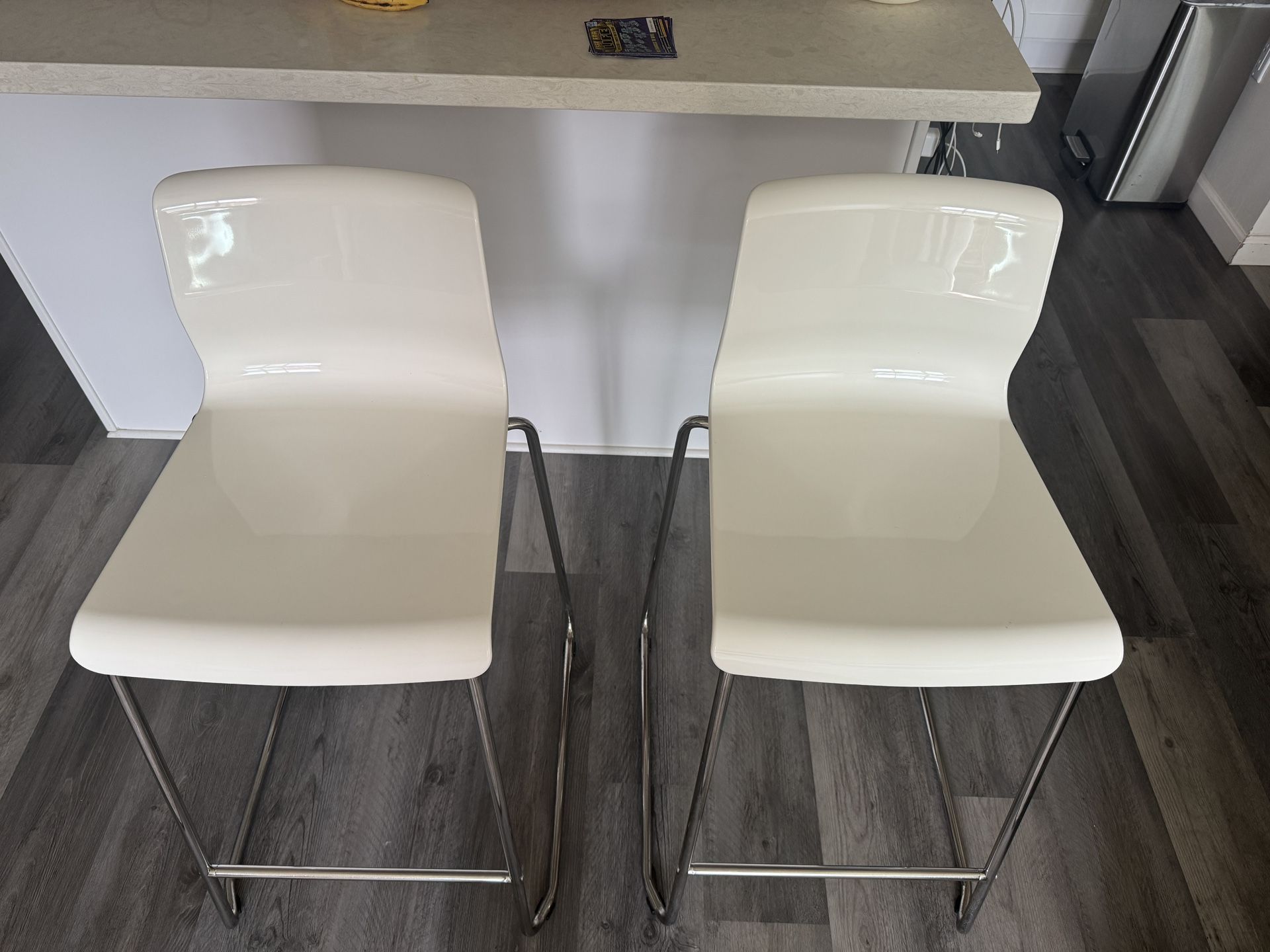 Bar Stools – Set of 2