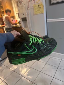 air max rubber dunk off whites size 9.5 has box and new laces still