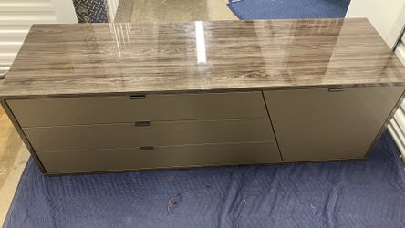 italian dressers