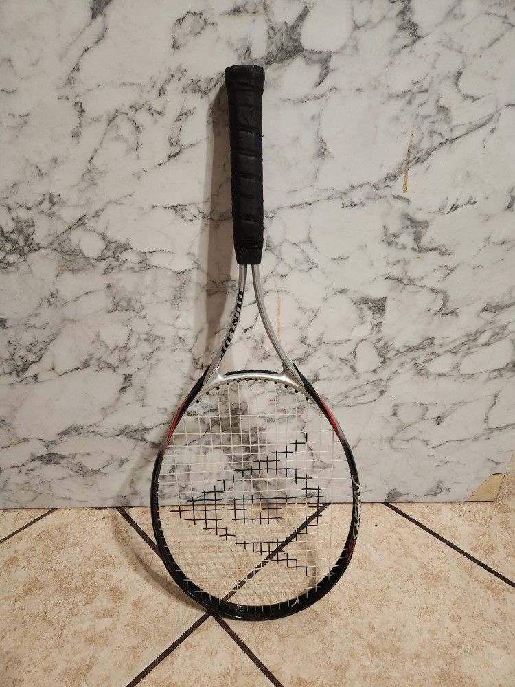 Dunlop Tennis Racket – Lightweight Aluminum – Great Condition