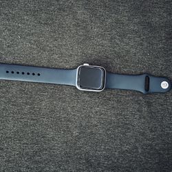 Apple Watch SE 1st Gen (40mm) 