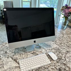 2010 iMac with Keyboard And Mouse 
