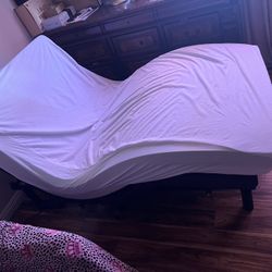 Adjustable XL twin Bed 