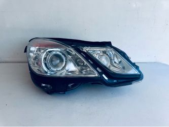 2010-2013 MERCEDES E350 E500 PASSENGER RIGHT HID XENON HEADLIGHT W/AFS OEM (517)