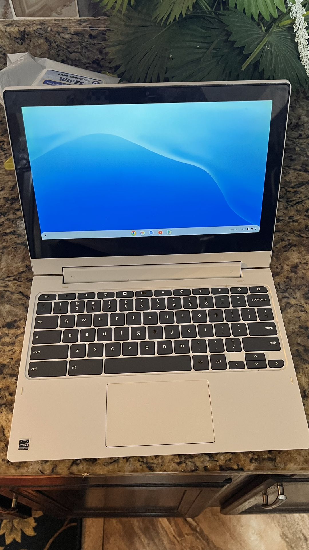 Lenovo Chromebook C330 2-in-1 Convertible Laptop, 11.6" HD Display, MediaTek MT8173C, 4GB RAM, 64GB Storage, Chrome OS, Blizzard White