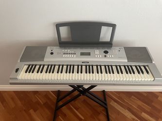 Yamaha dgx 220 for sale outlet