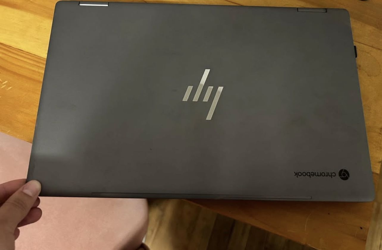 HP - 14" 2-In-1 Touchscreen Chromebook - Intel Core i3 - 8GB Memory - 128GB SSD - Mineral Silver
