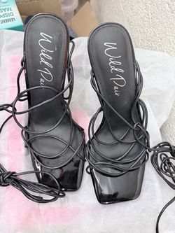Sandal heels black