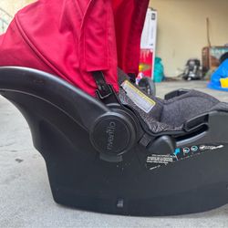 Even Flo Pivot Car seat, and bassinet stroller and base