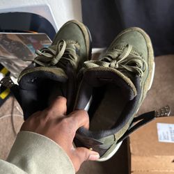Air Jordan 4