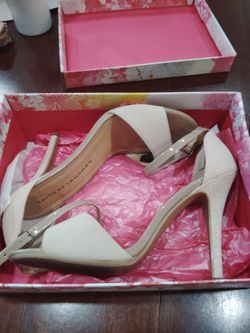 Chinese Laundry Cream High heels