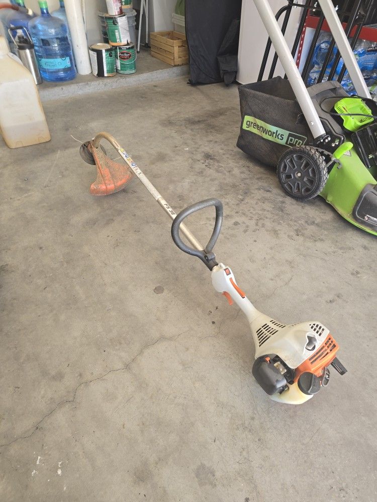 Stihl FS 38 String/weed Trimmer