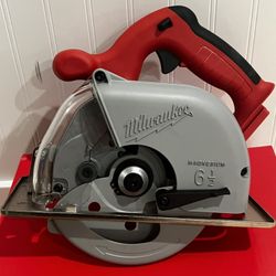 Milwaukee Metal Saw