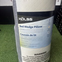 Wedge Pillow 