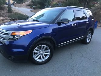 2014 Ford Explorer/4x4/limited/3rd seat/ low miles/loaded/ super nice suv/smog certified/all maintenances