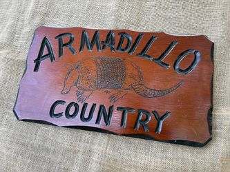 VTG- Armadillo wood sign