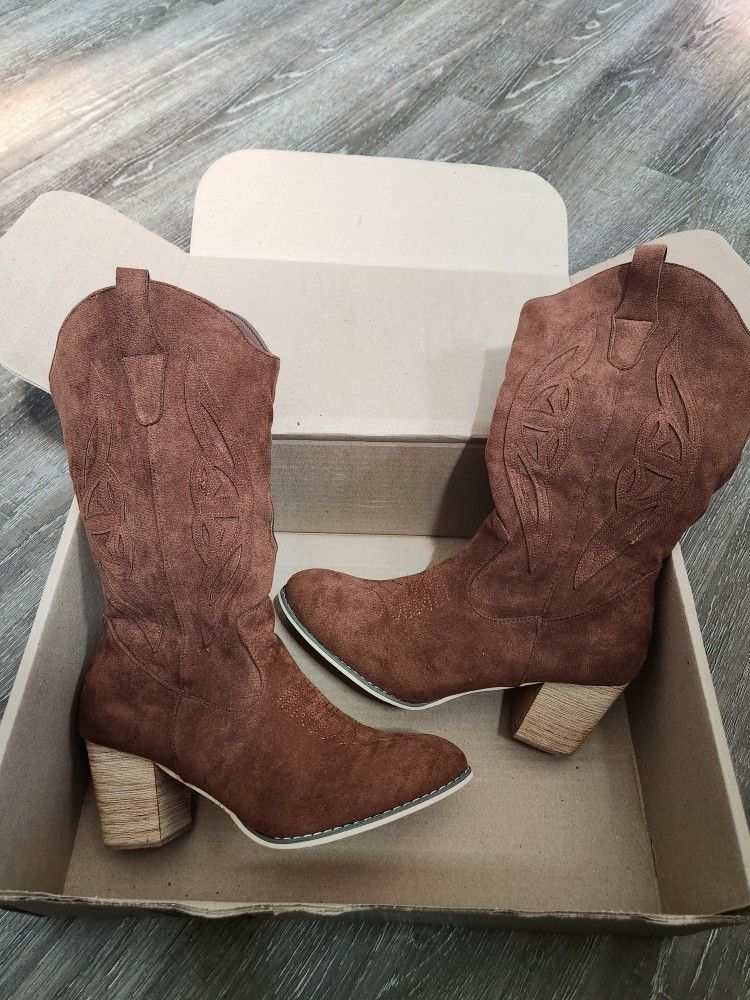 Womens Brown Suede Boots Size 8.5