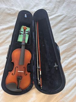 ADM 1/2 size Violin with Bow and Case
