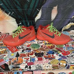 Authentic Kobe Bryant Reverse Grinches Youth 6.5 Basketball Shoe