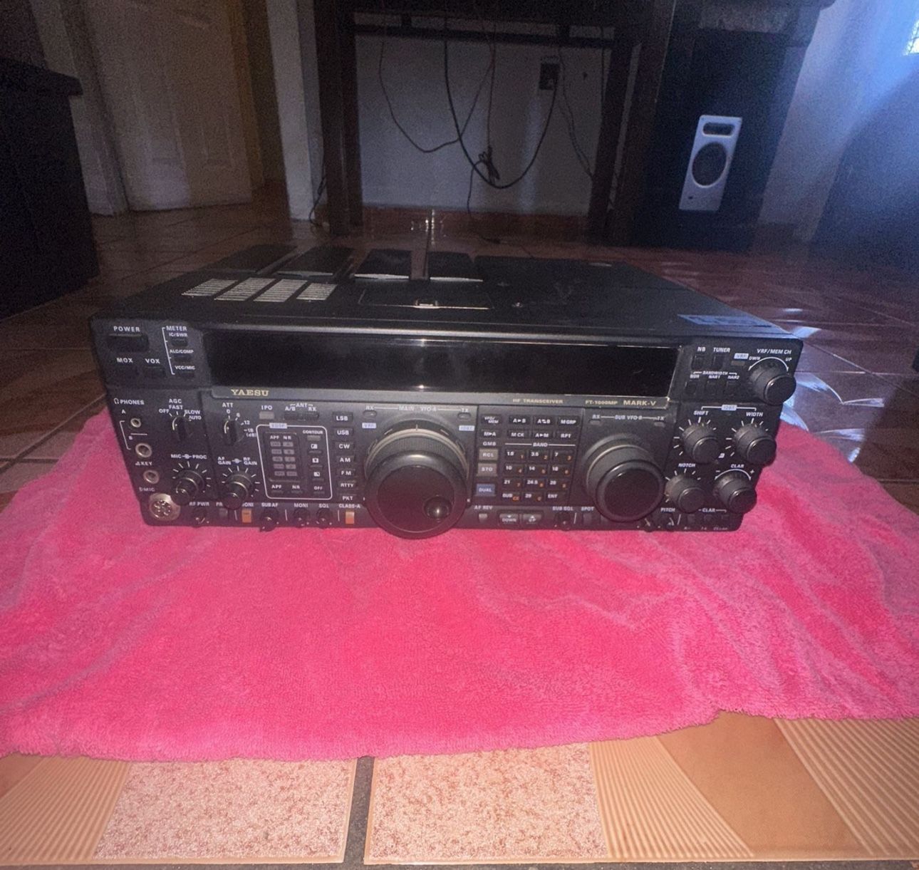YAESU FT-1000MP MARK-V 200W Highest Grade W/FP-29 Power Supply Tested