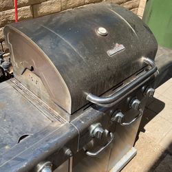 Charbroil Grill 