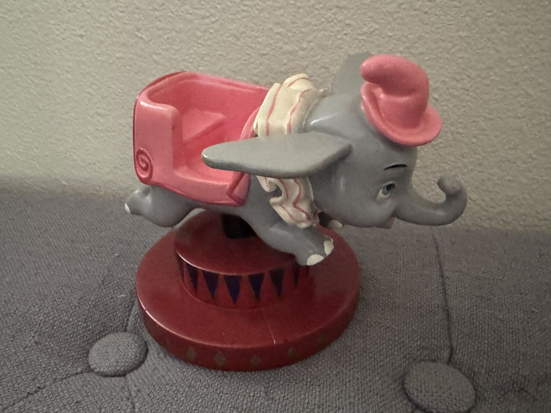 Disney; Dumbo Mom; Watch Display Decor Stand; NO WATCH