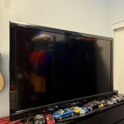 SHARP 60 INCH TV