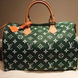 Louis Vuitton Dark green monogram Speedy duffle 