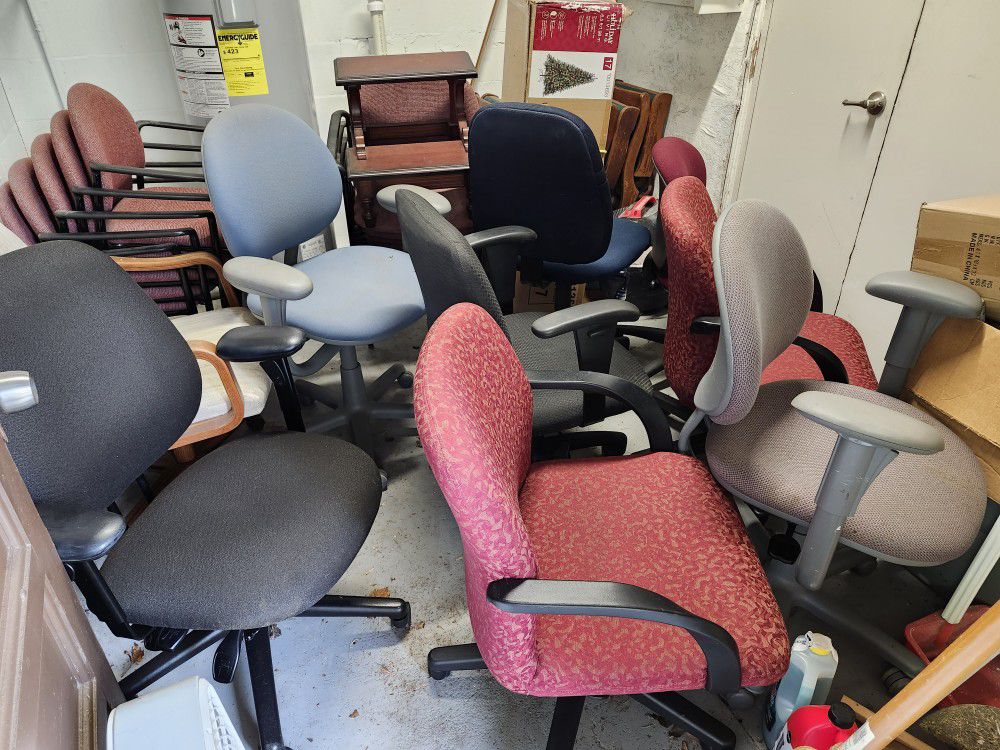 $55 Each Office Chair Desk Computer Chairs Rolling Swivel Nesting 
