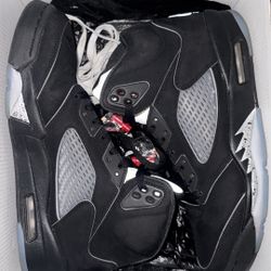 Jordan 5 Metallic 