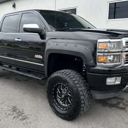 2015 Chevy Silverado 1500 High Country 4X4 